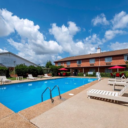 Red Roof Inn Meridian Dış mekan fotoğraf