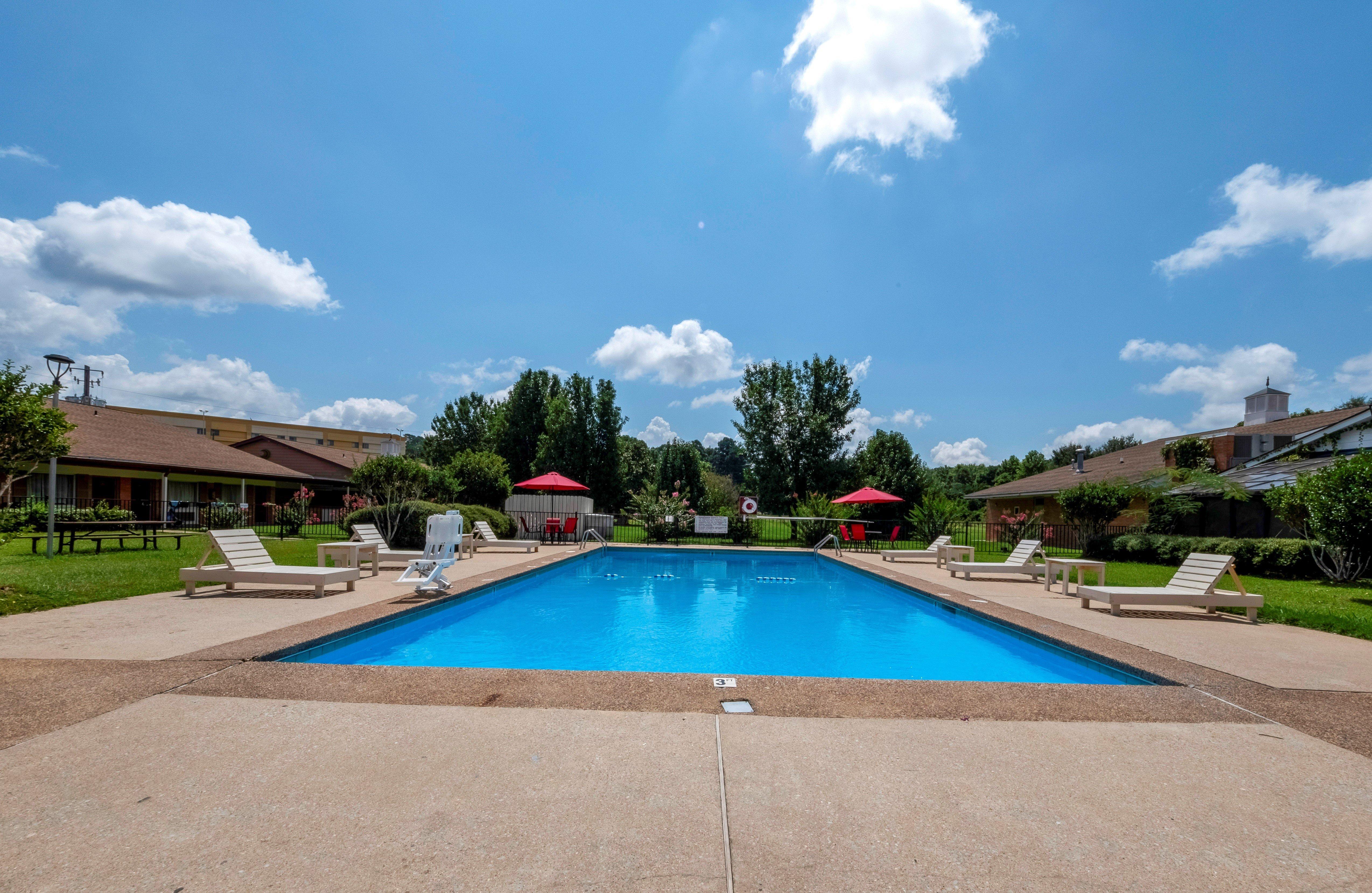 Red Roof Inn Meridian Dış mekan fotoğraf